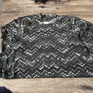 Black and Gray Chevron Patterned t-shirt Dress